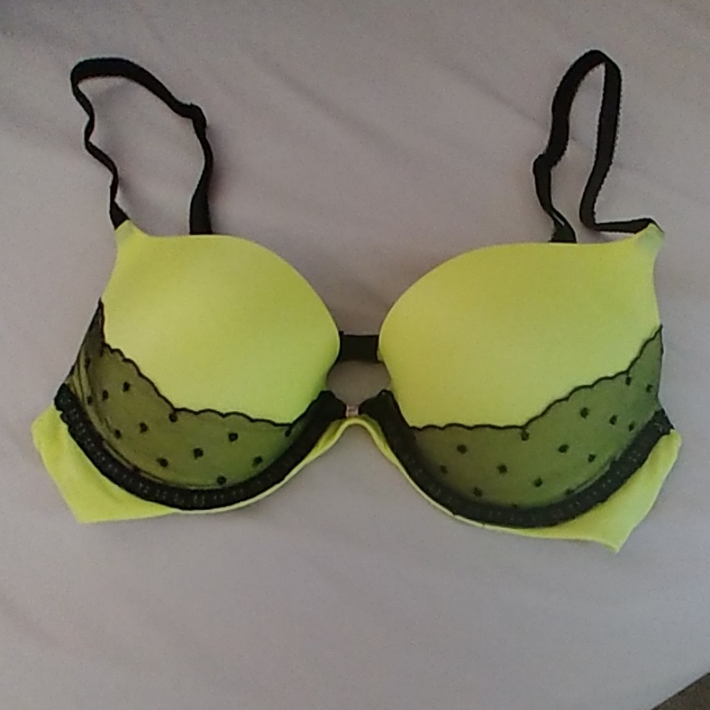 Victoria Secret Very Sexy Push up